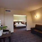 Europe Отель 4*