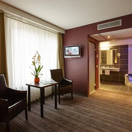 Hotell Europe 4*