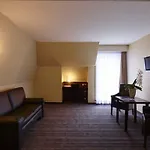 מלון Europe 4*